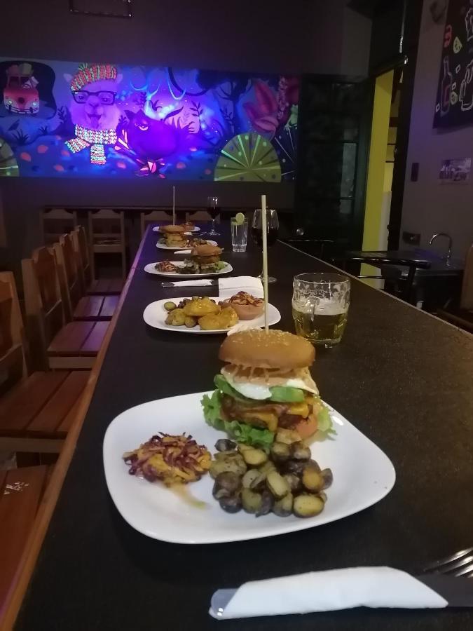 Saint Peter'S Llama Hostal ラパス エクステリア 写真
